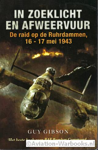 In zoeklicht en afweervuur
